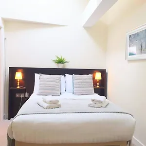 The Penthouse At Regent House Light And Airy Floor With Lift Access 1 Bedroom En-suite Luxury Ultra Location , Harrogate United Kingdom
